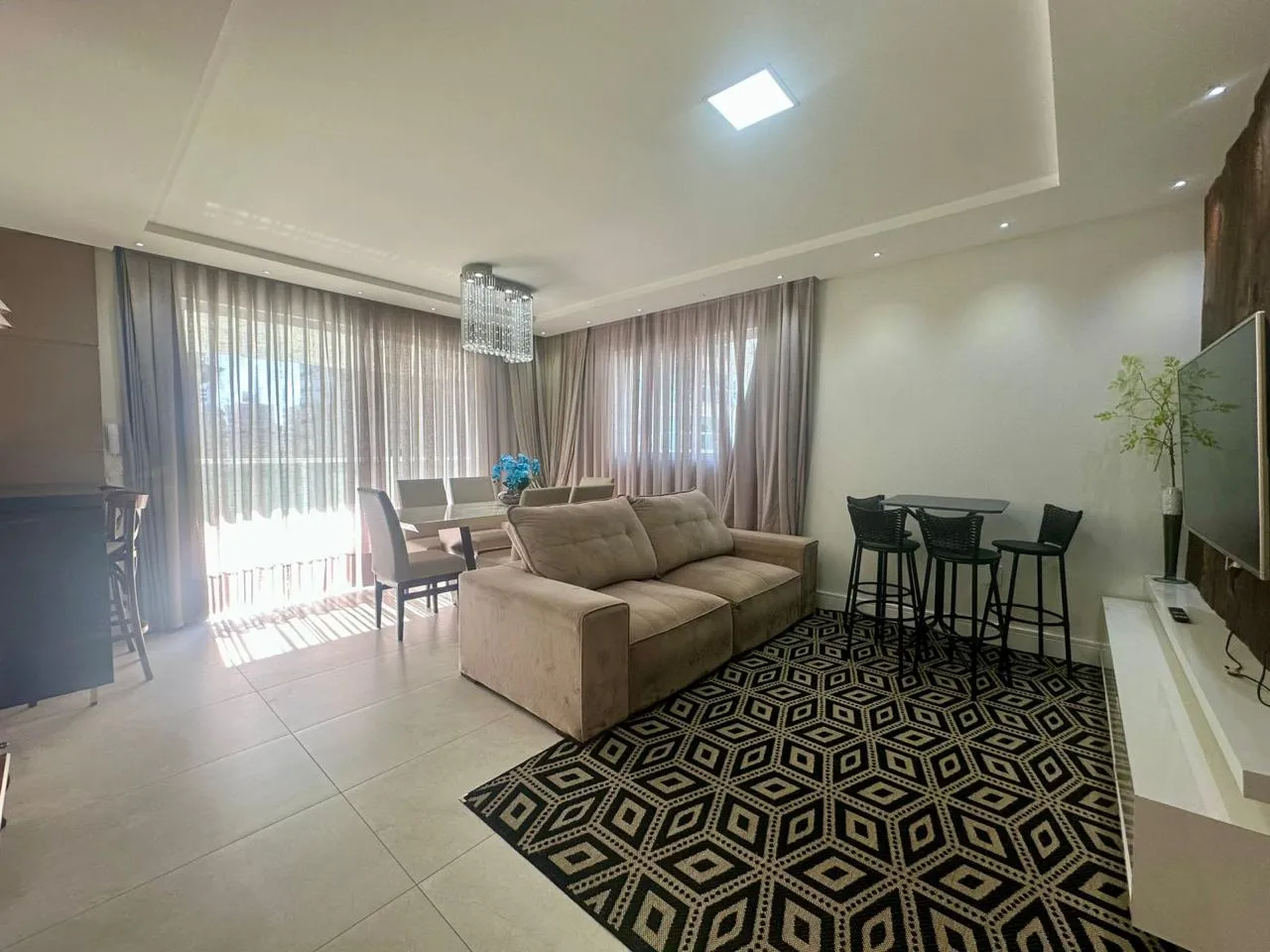 Imagem Apartamento à venda com 107.3m2 por R$ 2.015.000,00