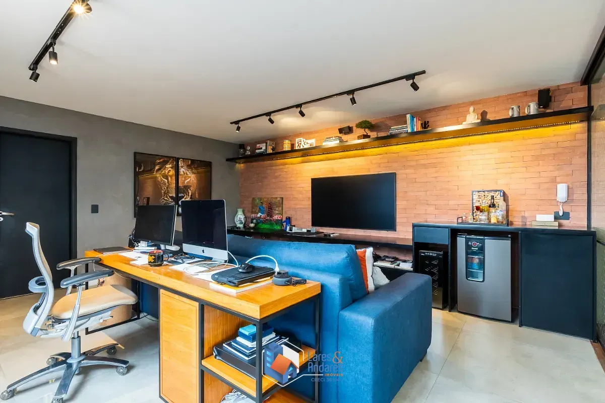 Imagem Cobertura para venda em Indianópolis com 3 quartos, sendo 1 suíte, 245m²