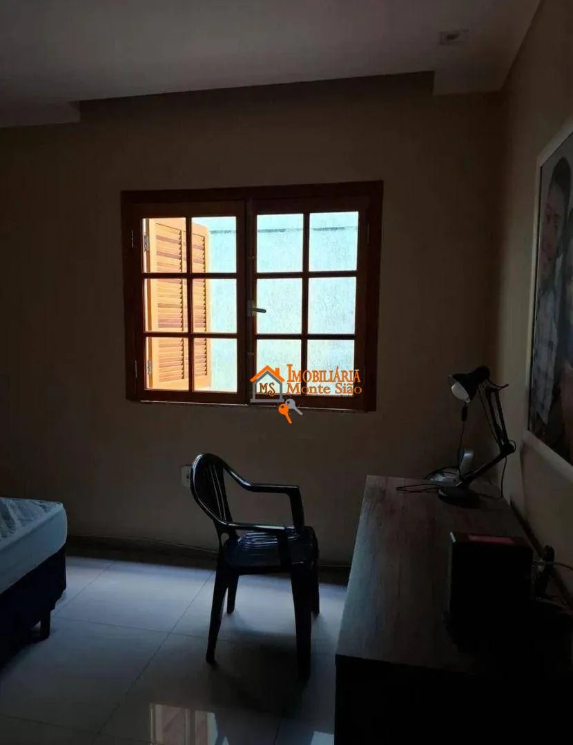 Imagem Sobrado com 3 dormitórios à venda, 210 m² por R$ 795.000,00 - Jardim Adriana - Guarulhos/SP