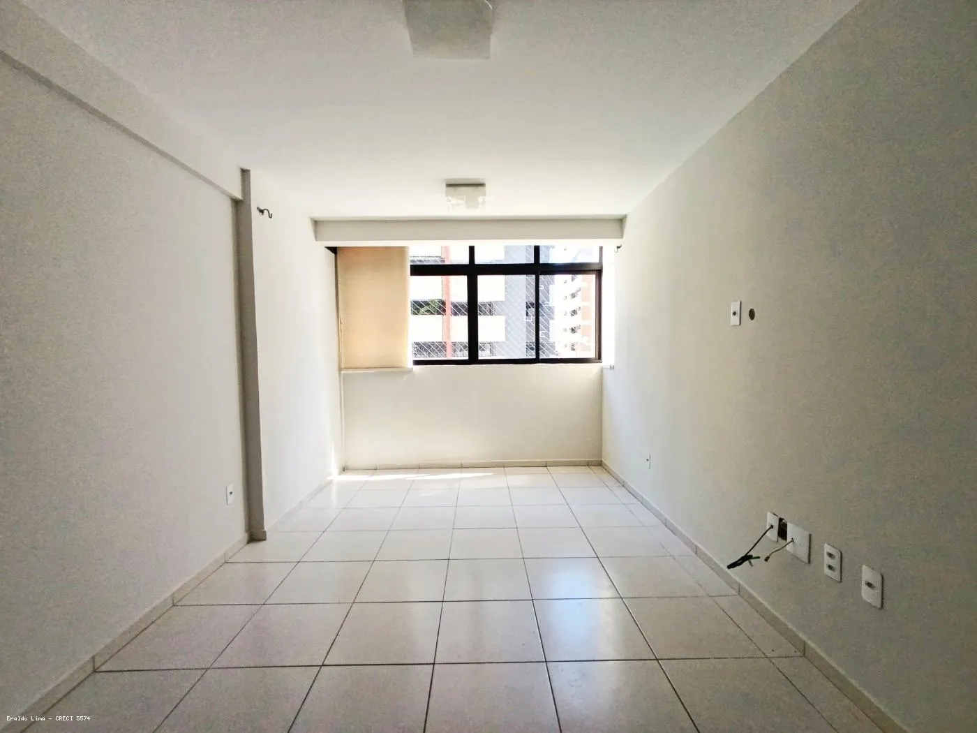 Imagem Apartamento para Venda em Maceió, Jatiúca, 3 dormitórios, 1 suíte, 3 banheiros, 2 vagas