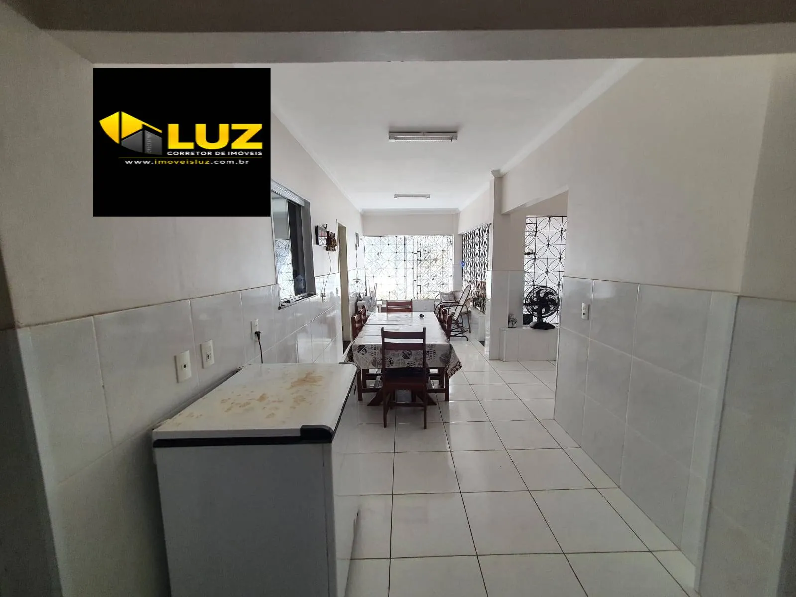 Imagem Casa com 528m² de Terreno em Messejana - Ideal para Morar ou Empreender!
