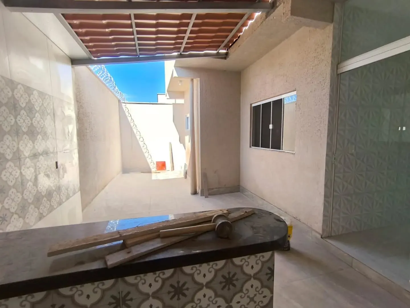 Imagem Casa 3/4 Sendo 2 Suites Em Condominio A 1km Do Terminal Vila Brasilia