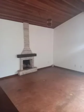 Imagem LINDA CASA EM CONDOMÍNIO FECHADO, EM GENEROSO TERRENO DE 770M² E 108M² DE ÁREA CONSTRUÍDA!
