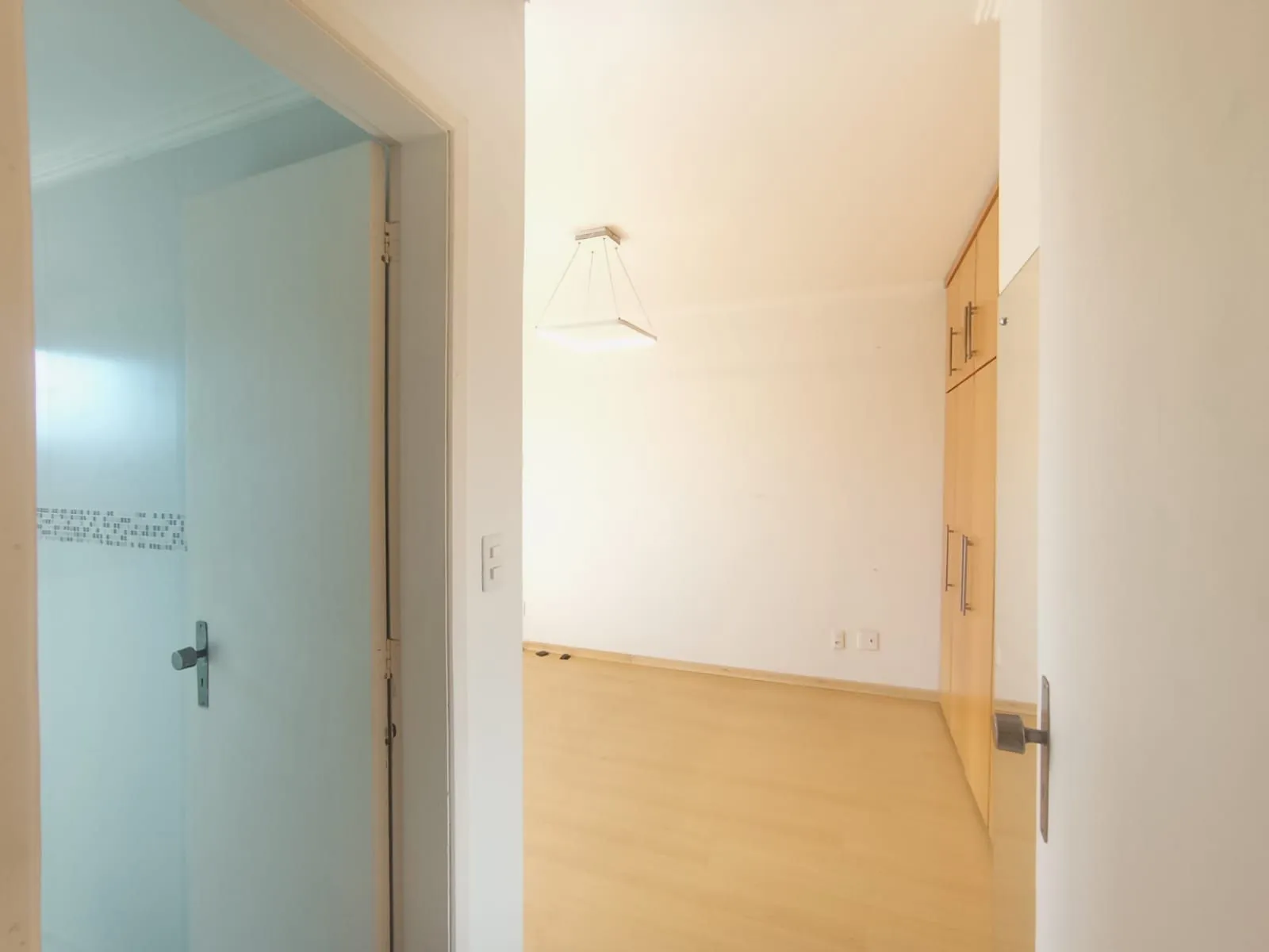 Imagem Apartamento no bairro Teresópolis de 2 dormitórios e vaga DESOCUPADO