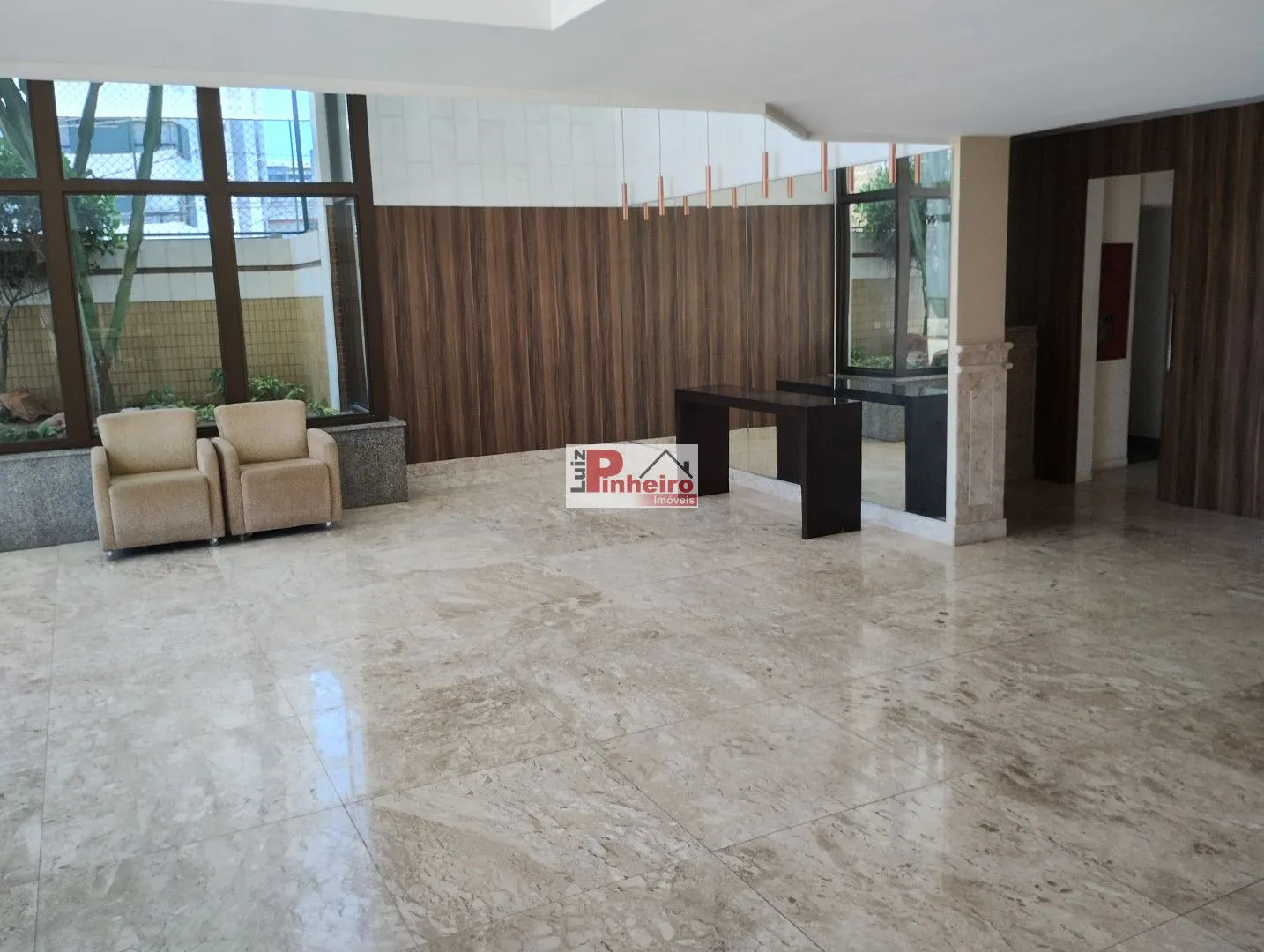 Imagem Apartamento na Graca com 4 Suites