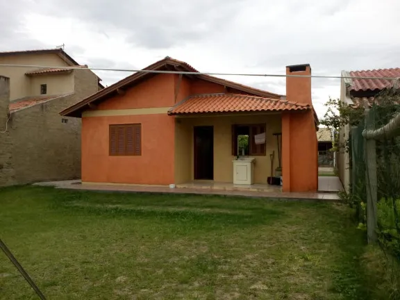 Imagem Casa com 2 Quartos à Venda, 90 m² em Capão Novo - Capão da Canoa