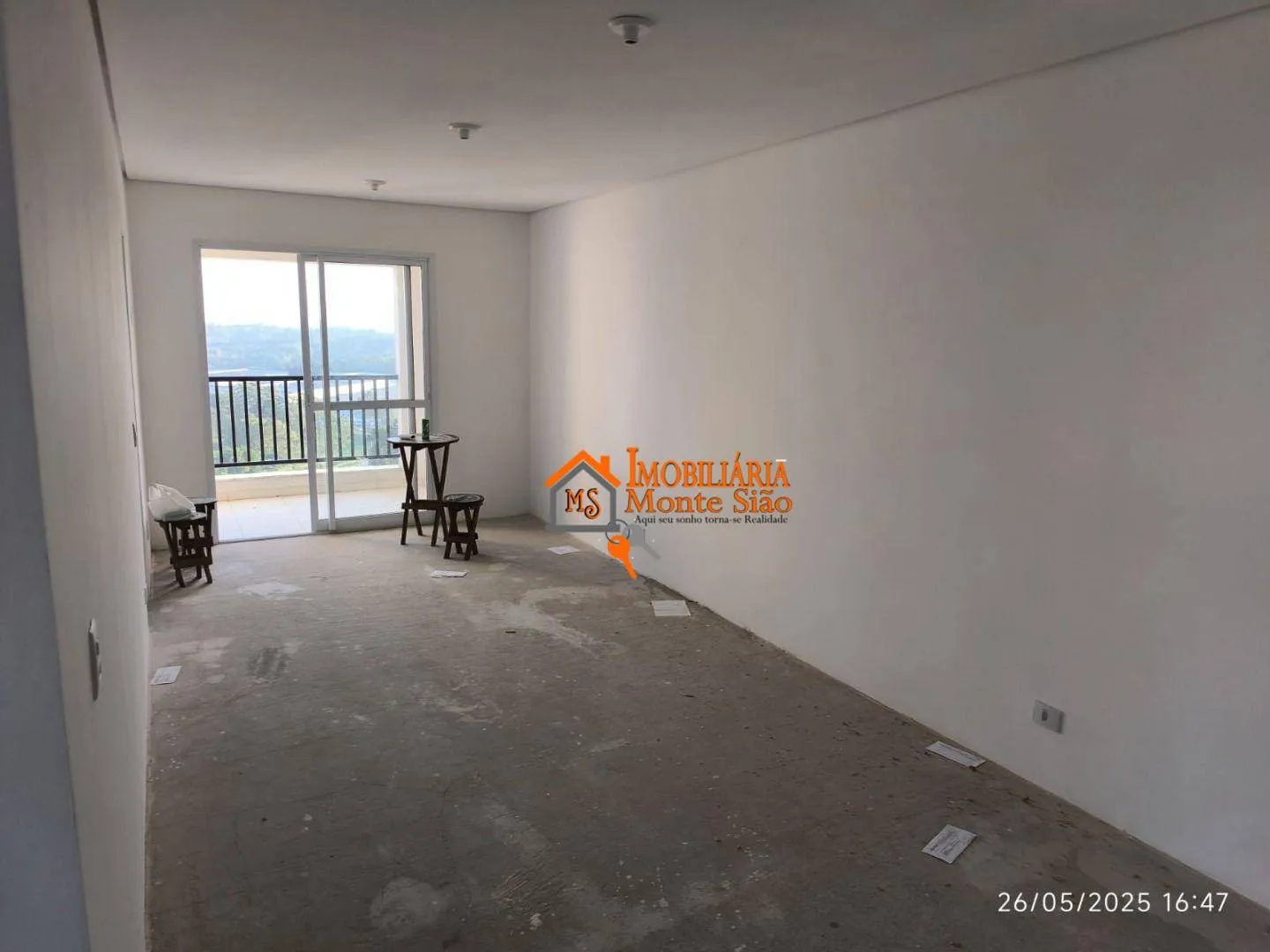Foto do imóvel Apartamento com 2 dormitórios à venda, 59 m² por R$ 585.000 - Portão - Arujá/SP