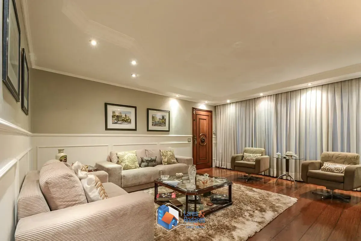 Imagem Casa para venda em Jardim da Glória com 3 quartos, sendo 3 suítes, 215m²