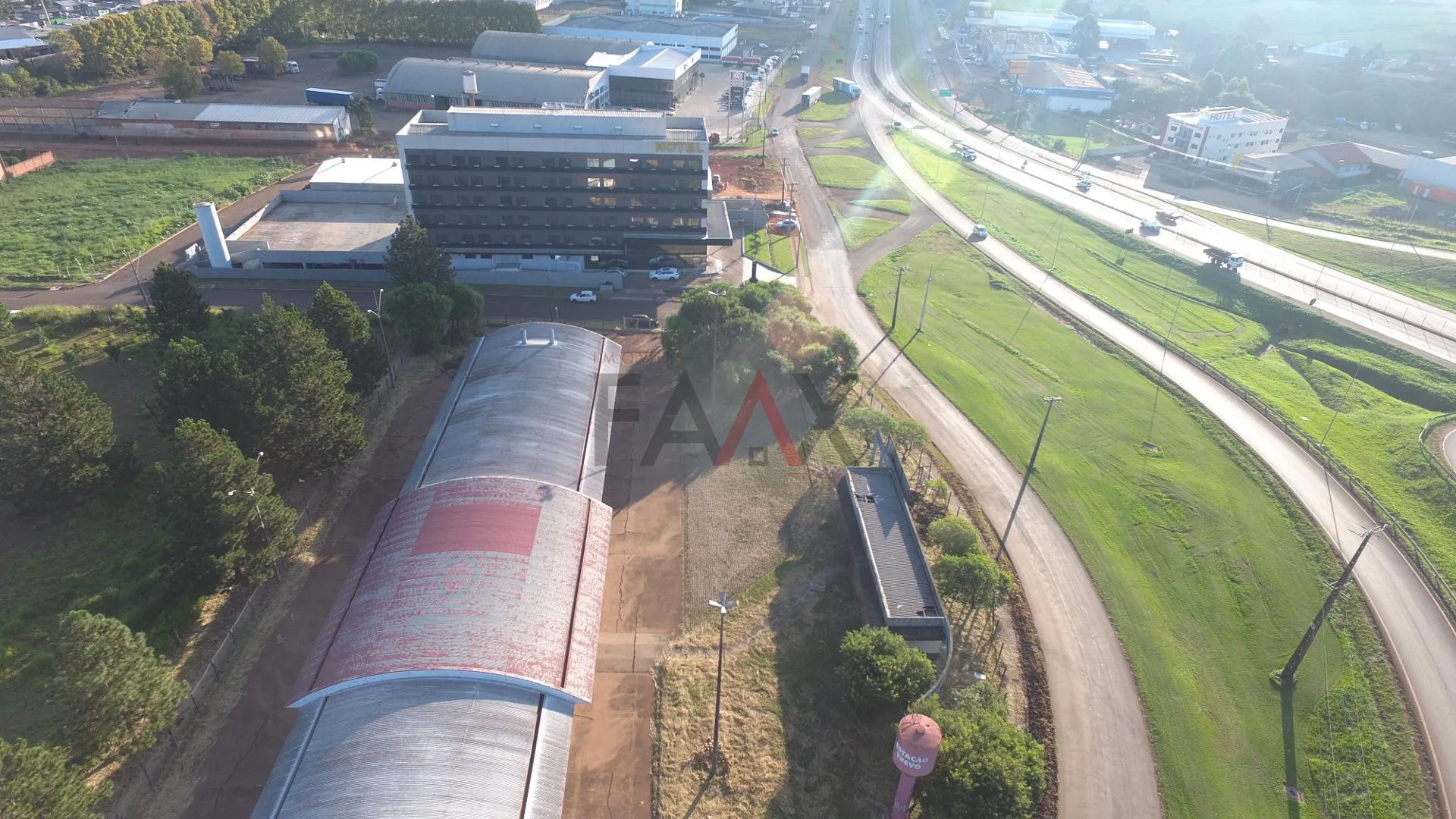 Imagem Terreno Comercial à venda de Frente ao trevo da BR 277 em Guarapuava - PR