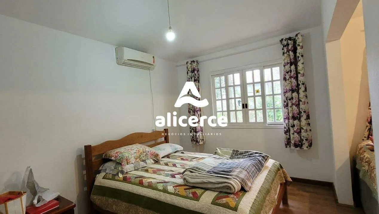 Imagem Casa à venda com 4 quartos 1 suíte, 162m² em Campeche Florianópolis