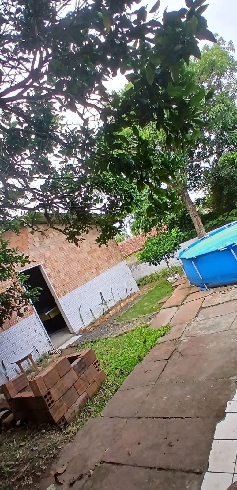 Imagem Terreno á venda no Jardim Krahe - Com duas casas no pátio!