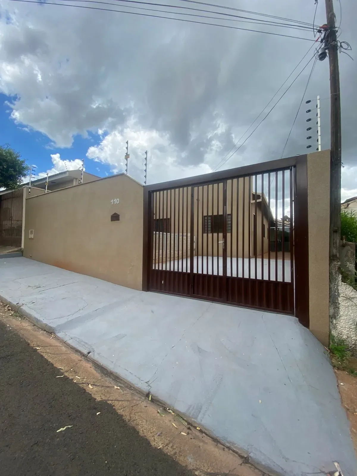 Imagem Casa com 3 Quartos à Venda, 110 m² em Conjunto Habitacional Costa do Sol - São José do Rio Preto