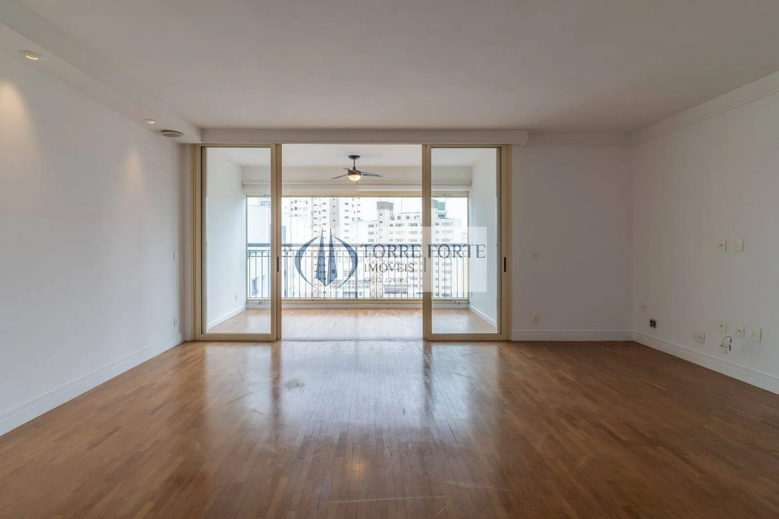 Imagem Ótimo apartamento com 108 m², 2 suítes, 2 vagas de garagem, em Pinheiros