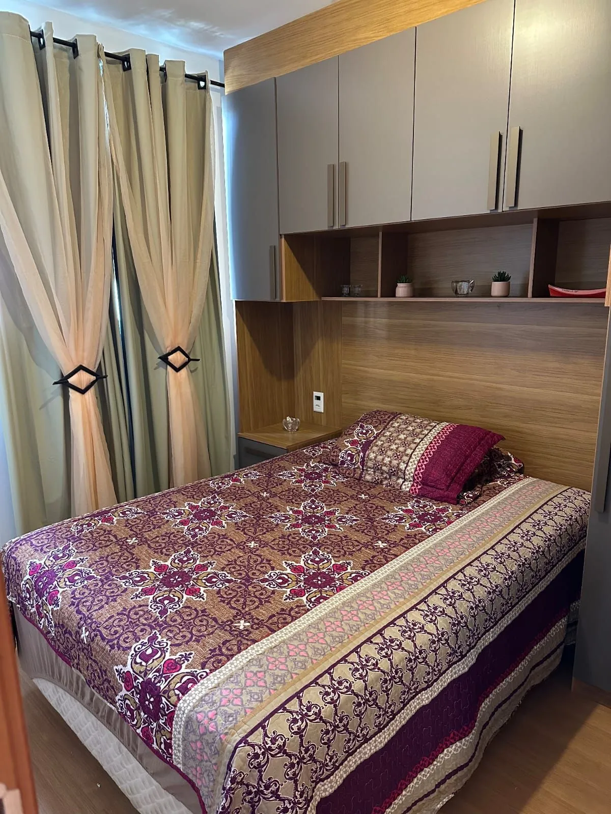 Imagem Excelente apartamento 2 dormitórios e vaga em Novo Hamburgo