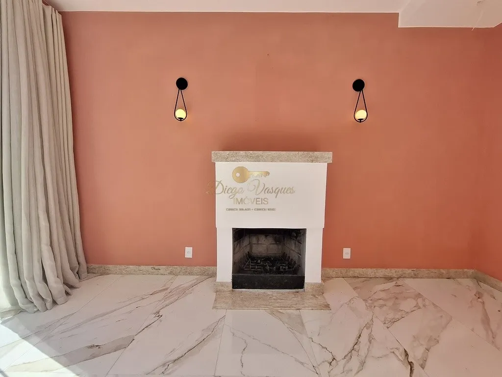 Imagem Casa em Condomínio para Venda em Teresópolis / RJ no bairro Iucas