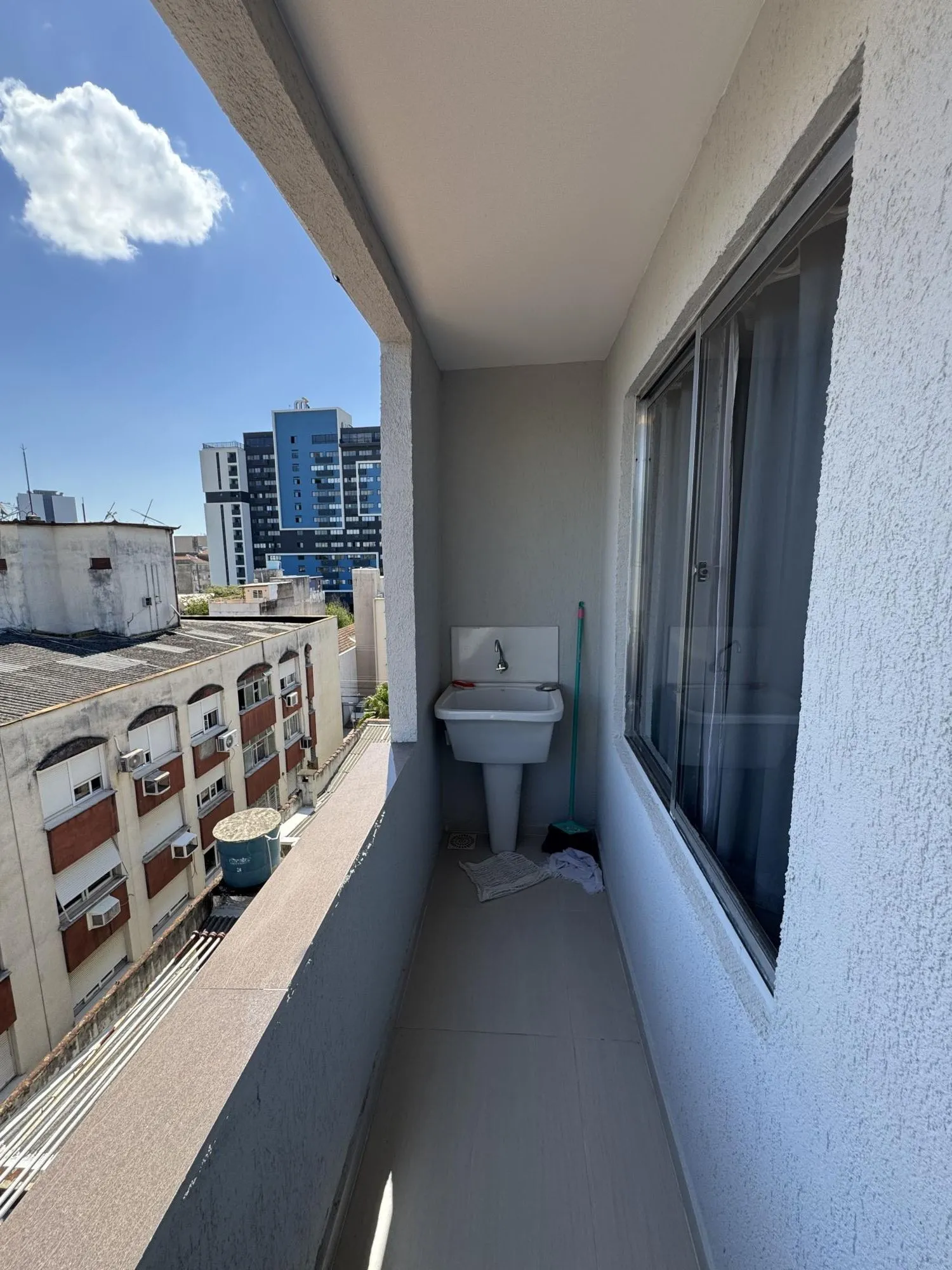 Imagem Duplex semimobiliado, desocupado e pronto para morar!