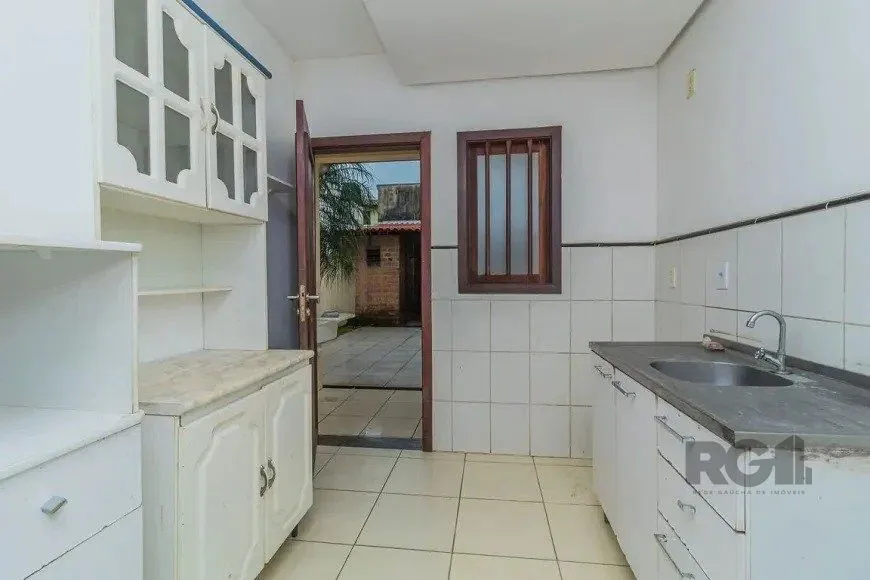 Imagem Casa 110m² - 3 dormitórios, 1 vaga no bairro Aberta dos Morros