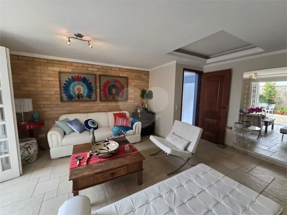 Imagem Sobrado à venda com 3 quartos, sendo 2 suítes, em Butantã, São Paulo - SP