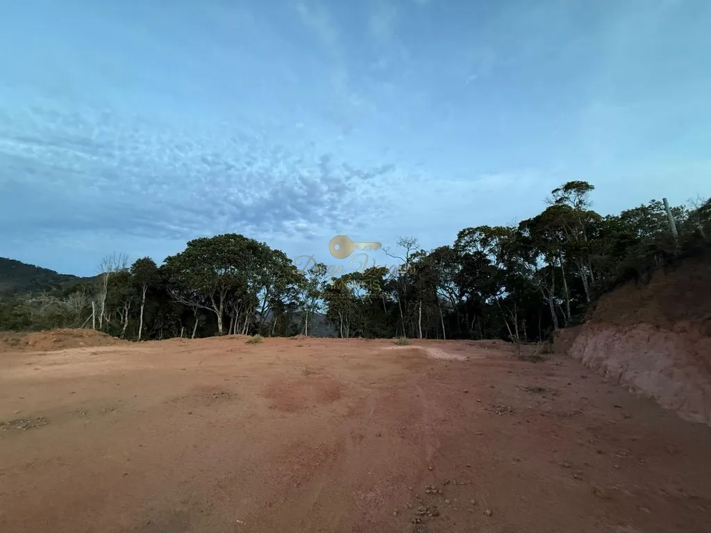 Imagem Terreno em Condomínio para Venda no bairro Albuquerque