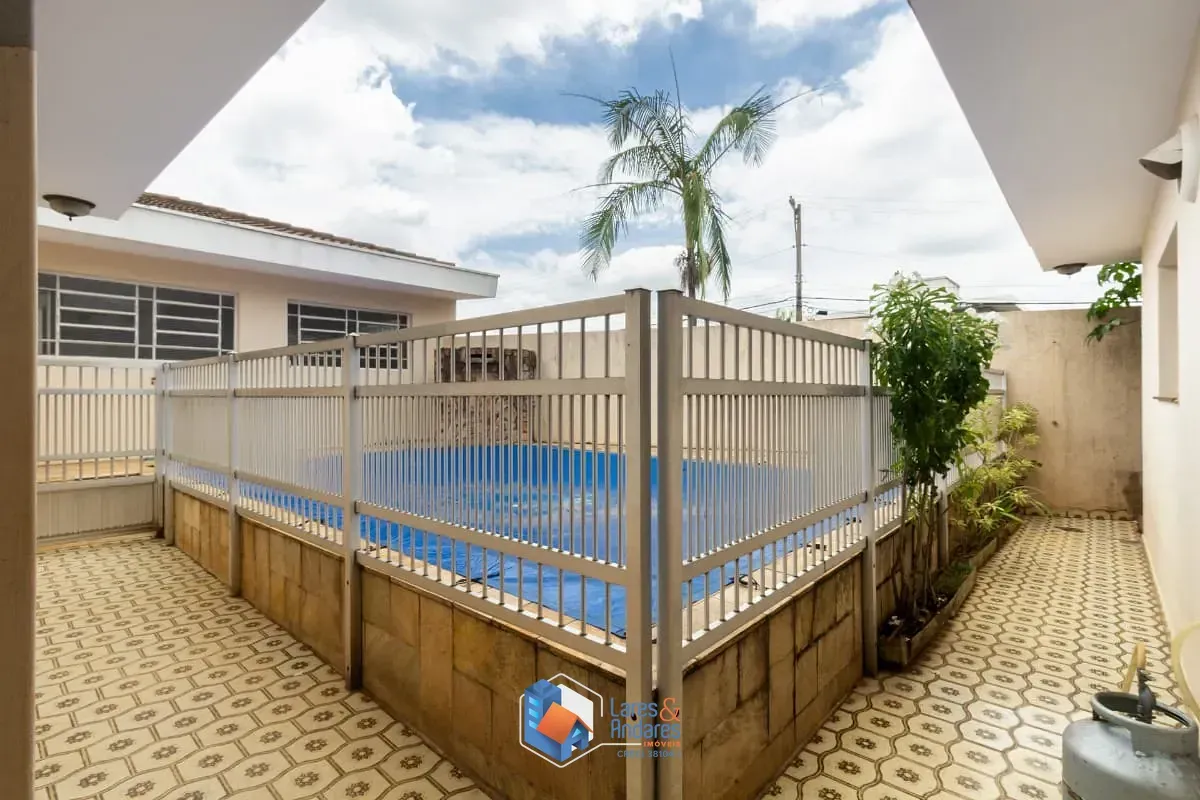 Imagem Casa para venda em CITY AMÉRICA com 3 quartos, sendo 1 suíte, 242m²
