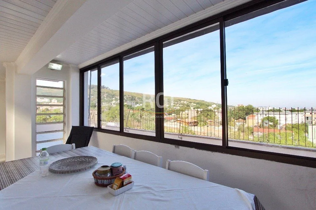 Imagem Cobertura para Venda - 177.81m², 3 dormitórios, sendo 1 suites, 1 vaga - Teresópolis