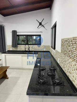 Imagem Com 250m2, Área total de 75.000m2 em Tijucas/SC