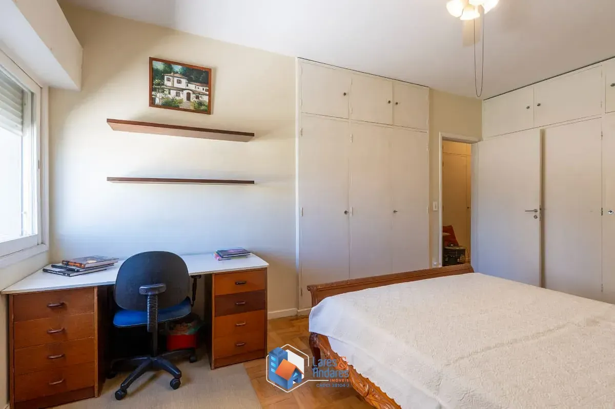 Imagem Casa no condomínio Condomínio Residencial Cabo Verde para venda com 3 quartos, sendo 1 suíte, 180m²