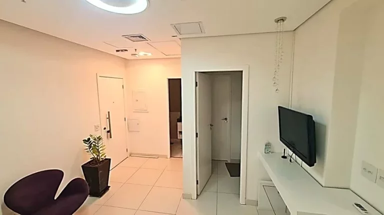 Imagem LINDA SALA COMERCIAL COMPLETA A VENDA NO CONDOMÍNIO GOLDEN OFFICE - CHÁCARA URBANA NO CENTRO JUNDIAÍ