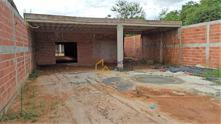 Imagem Casa em construção à venda, com 3 dormitórios - 270 m² - Embaú - Cachoeira Paulista/SP