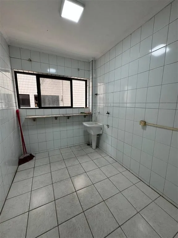 Imagem Apartamento à Venda em Guilhermina, Praia Grande - SP