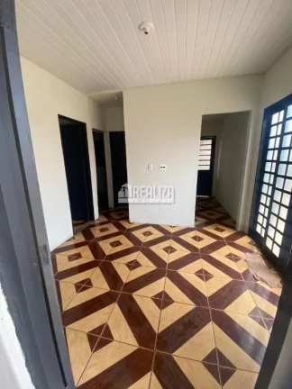 Imagem Casa de 2 dormitórios à venda no Residencial 2000, Uberaba