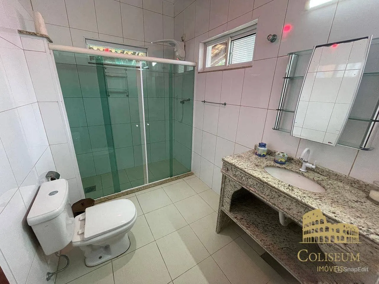Imagem Casa com 3 Suítes e Piscina no Flórida
