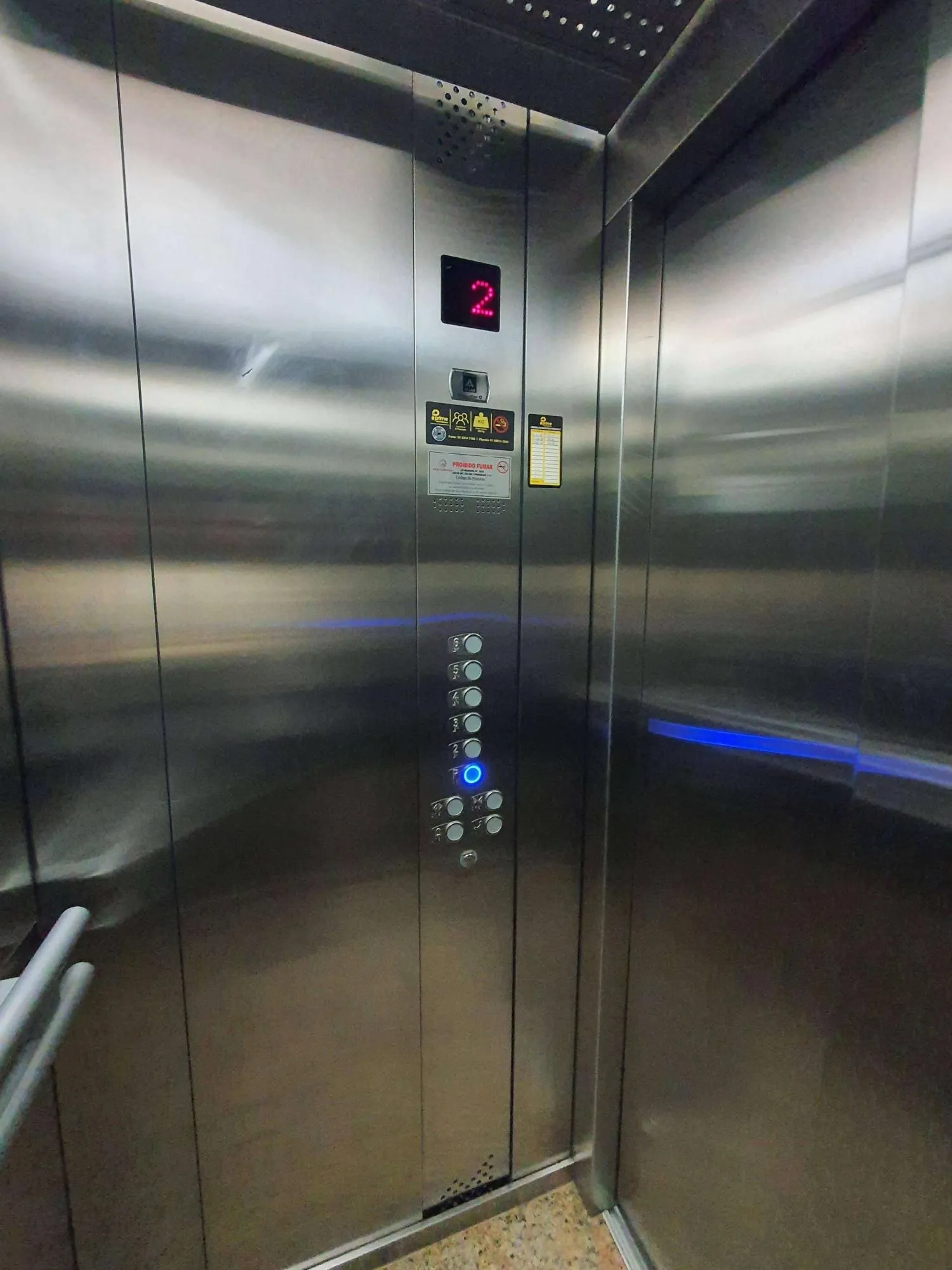 Imagem Apartamento mobiliado, pronto para morara com 2 dormitórios e 1 garagem