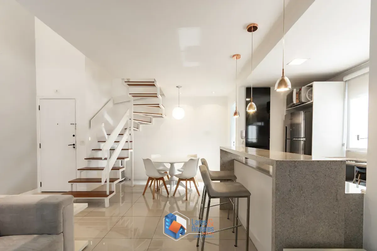 Imagem Duplex para venda em Pinheiros com 2 quartos, sendo 2 suítes, 73m²