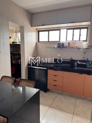 Imagem ESPINHEIRO com 3qts., 1suite, 2vagas cobertas, 163m²,