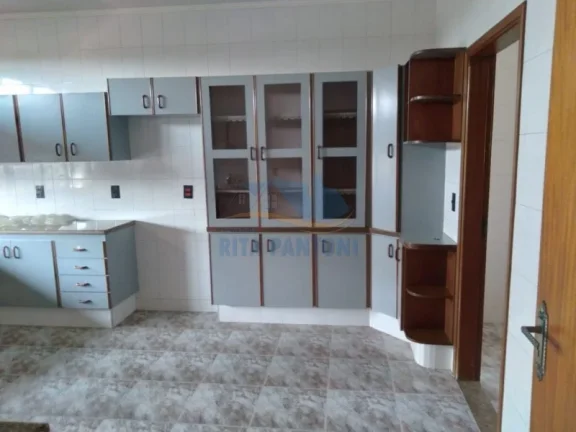 Imagem Casa Sobrado - Monte Alto - Centro - Região Central