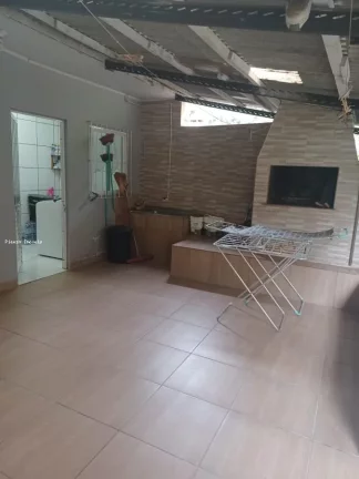 Imagem Casa para Venda em Concórdia, Centro, 2 dormitórios, 1 suíte, 2 banheiros, 1 vaga