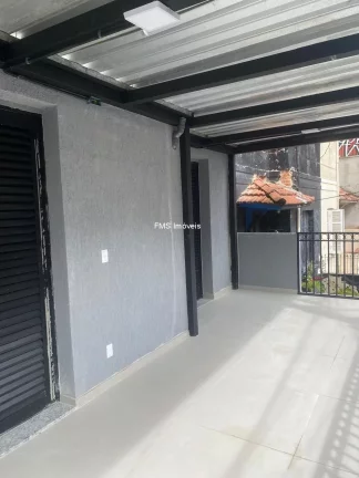 Imagem Casa Comercial de Alto Padrão para Locação na Vila Mariana, São Paulo-SP: 3 Salas, 4 Banheiros e 118 m² de Área.