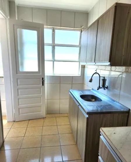 Imagem Apartamento no Menino Deus de 2 dormitórios DESOCUPADO