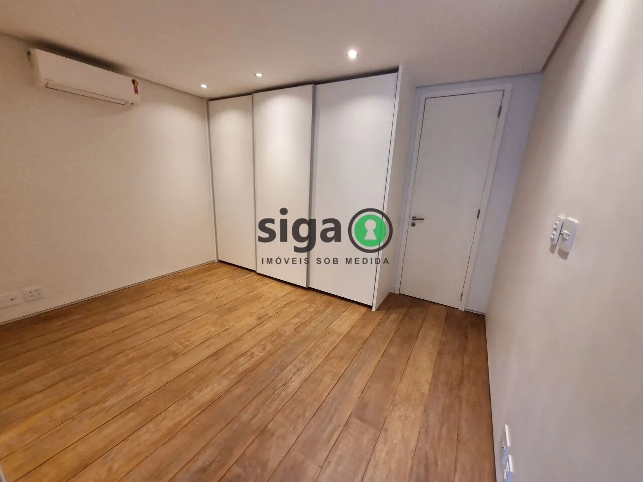 Imagem Casa em Condomínio a venda na Cidade Jardim com 3 quartos