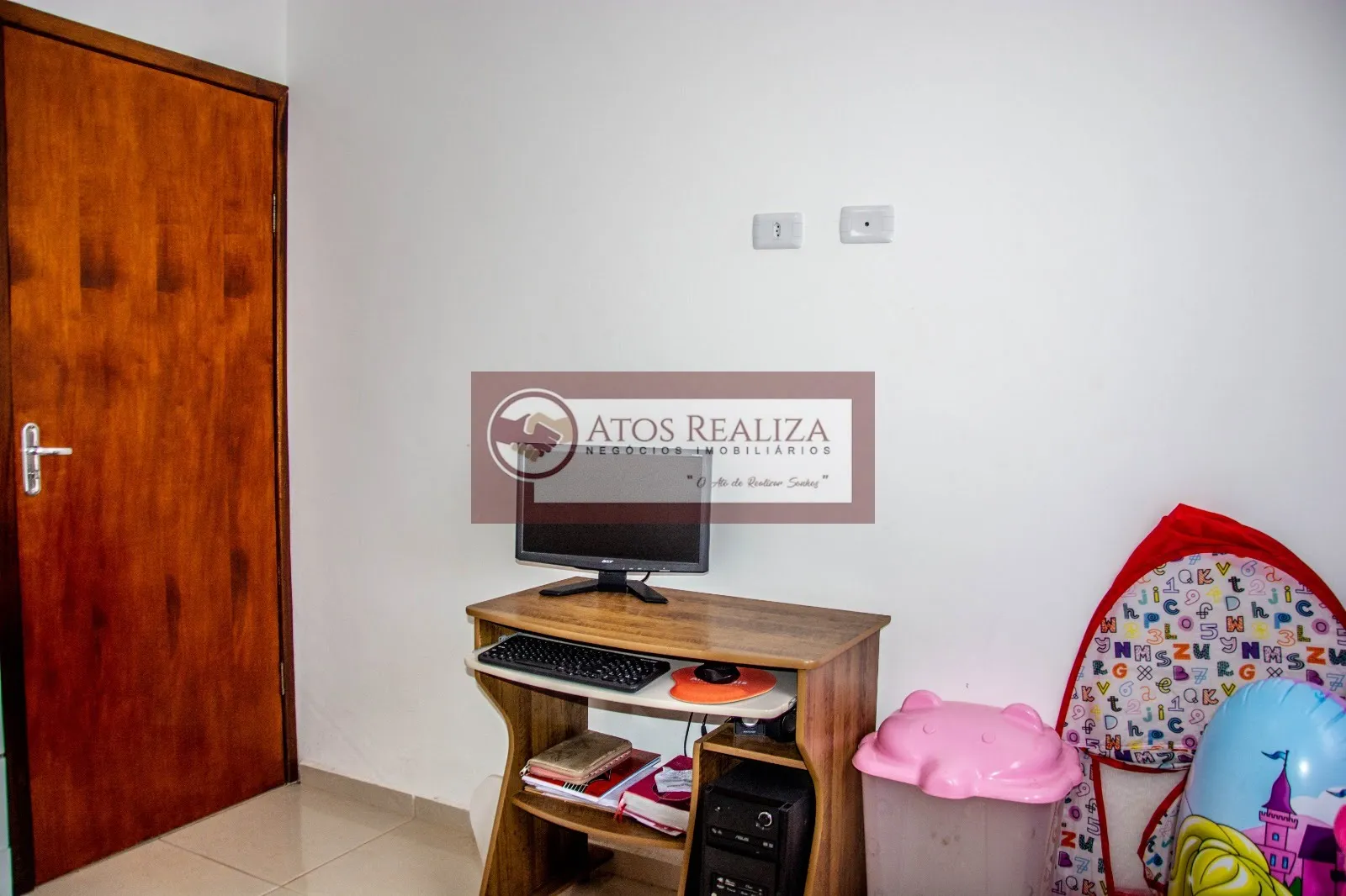 Imagem Casa à venda e locação em Jardim Grandesp - Itanhaém: 2 dormitórios, 1 suíte, 62m² por R$ 285.000,00