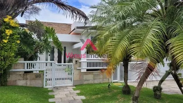 Foto do imóvel Casa em Condomínio para Venda em Rio de Janeiro, Barra da Tijuca, 5 dormitórios, 2 suítes, 3 banheiros, 4 vagas em Rua Zeno Zani