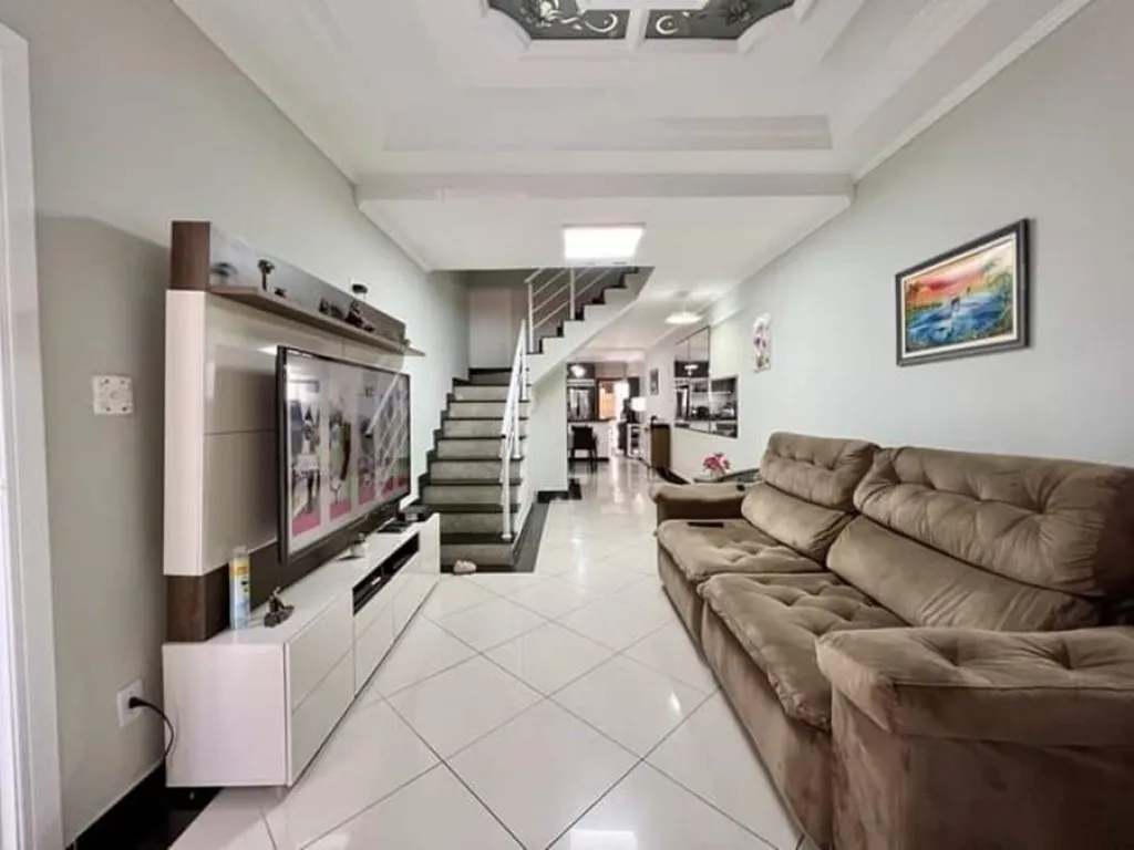 Imagem CASA COM 160,00 m² - AVIAÇÃO - PRAIA GRANDE SP