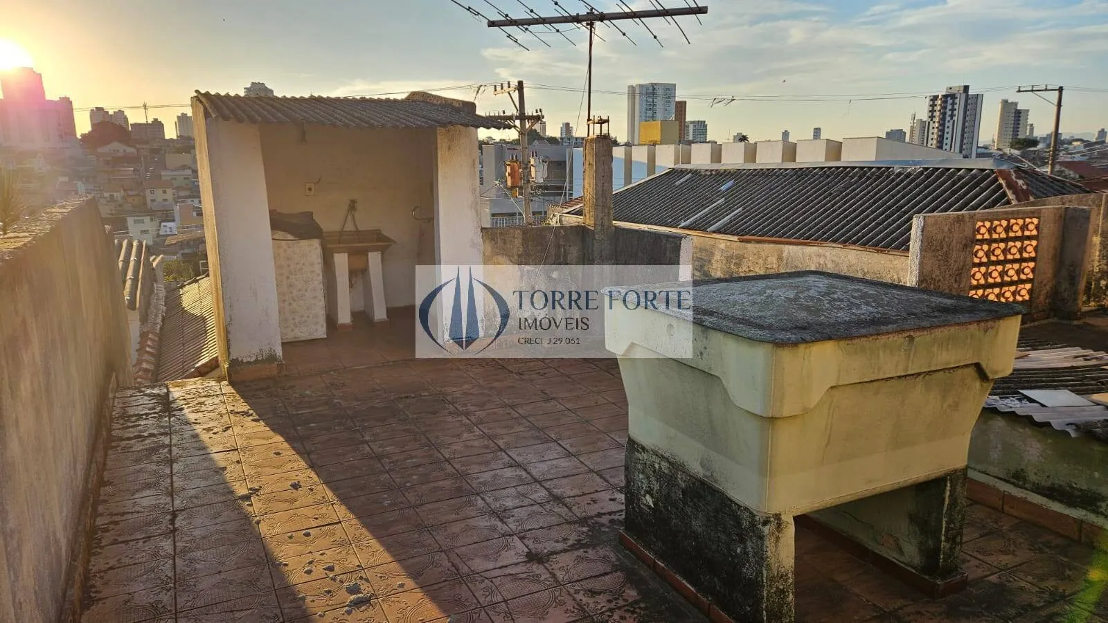 Imagem Terreno com 2 casa 3 vagas na Vila Carrão