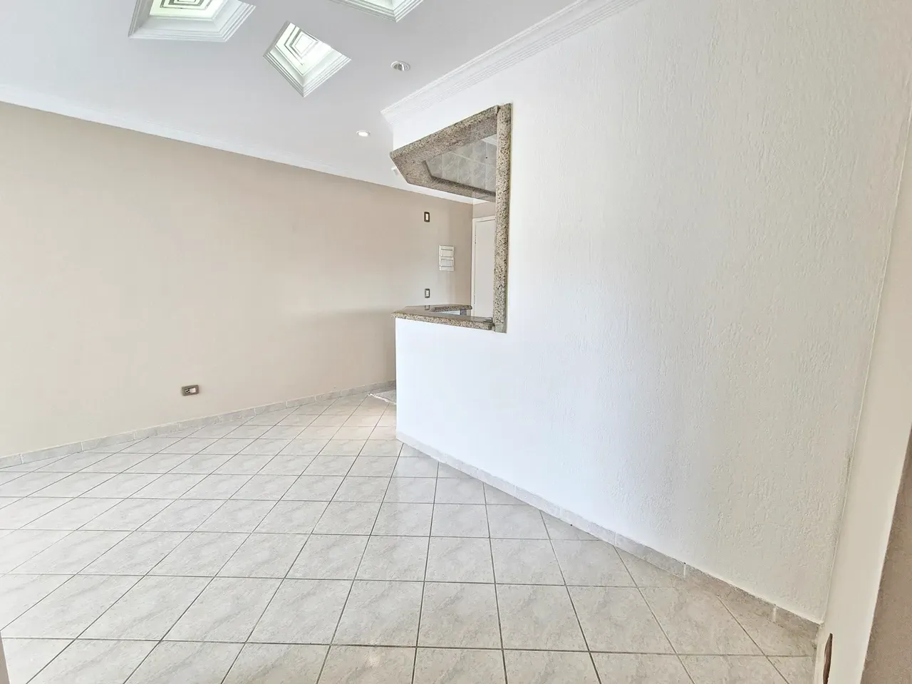 Imagem Apartamento com 2 Quartos à Venda, 73 m² em Mirim - Praia Grande