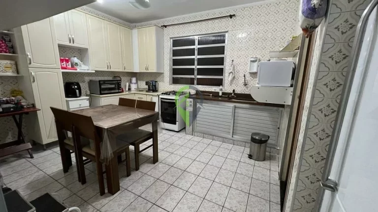 Imagem Apartamento à venda com 3 dormitórios e Garagem Coletiva no bairro da Aparecida em Santos/SP