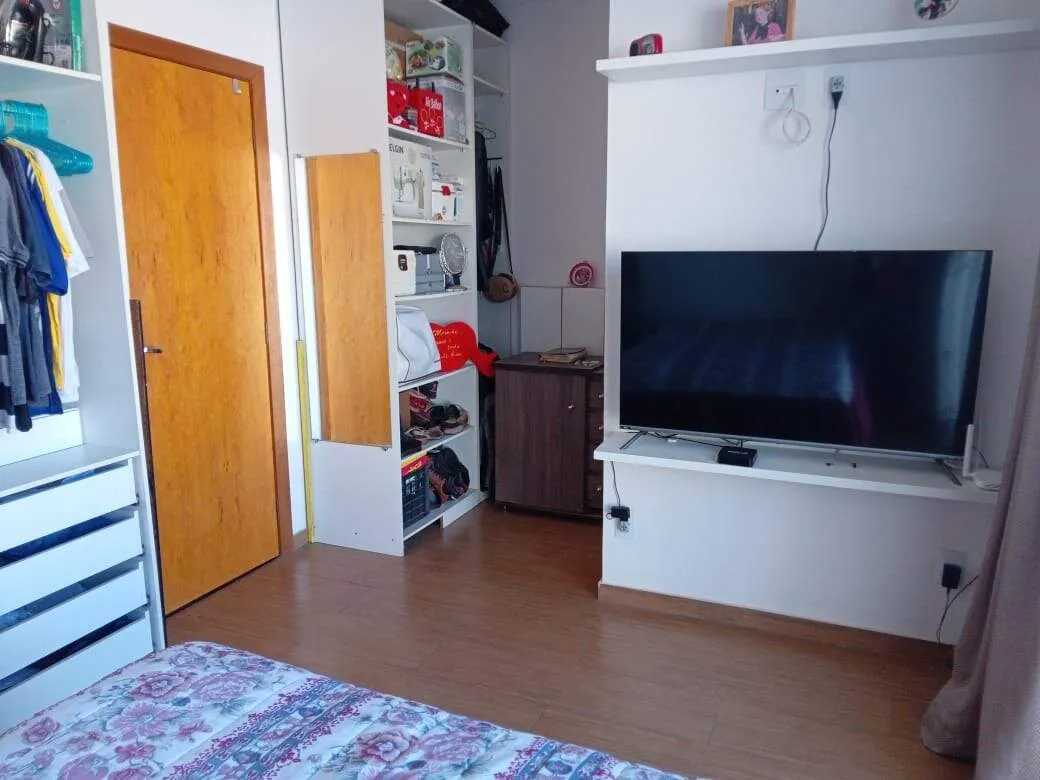 Imagem Casa duplex à venda, 3 quartos, 1 suíte, 3 vagas, São João Batista - Belo Horizonte/MG