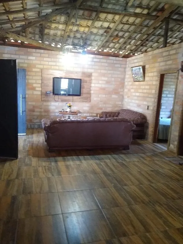 Imagem Vendo linda chácara em Crucilândia/MG com 1.200 m² de área total