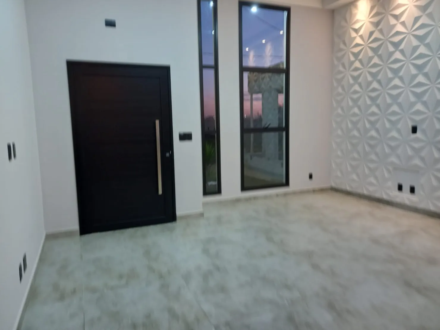 Foto do imóvel Casa à venda 3 Quartos, 1 Suite, 2 Vagas, 250M², Guedes, Tremembé - SP | Perolas do Vale