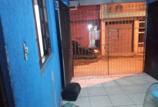 Imagem Sobrado com 2 Quartos à Venda,  em Vila Nova Galvão - São Paulo